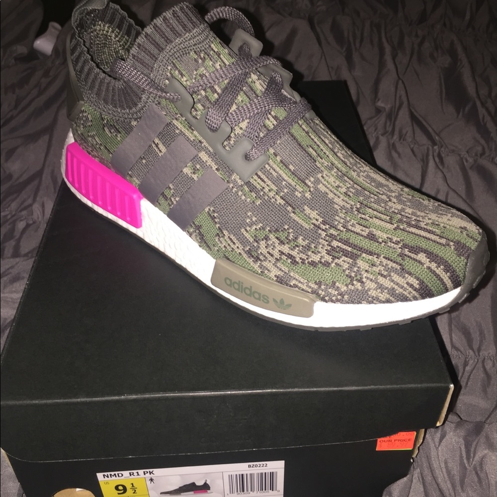Adidas NMD_R1 PK